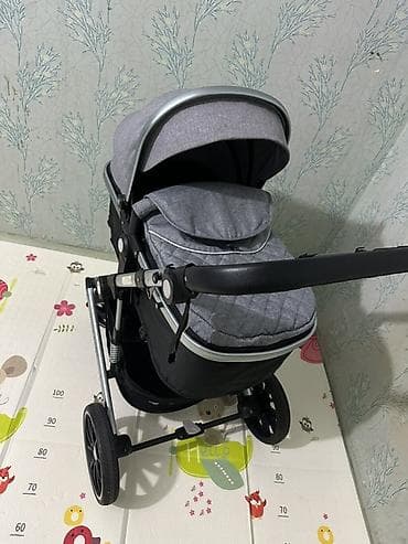 Коляски: Коляска, Другой бренд, цвет - Серебристый, Б/у — 2