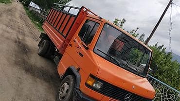 audi 4 2: Легкий грузовик, Mercedes-Benz, Стандарт — 3