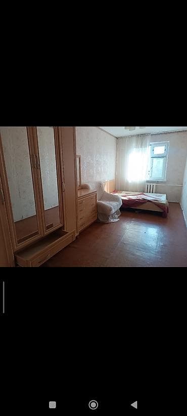 Спальный гарнитур в светлом древесном оттенке (ЛДСП). Состав: -