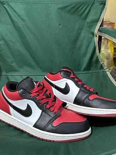 Мужские кроссовки, 44, Nike, Б/у, цвет - Красный, Самовывоз