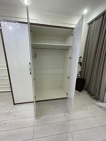 шкаф кийим: Шифоньерлер, кийидер үчүн шкафтар, Түз — 3