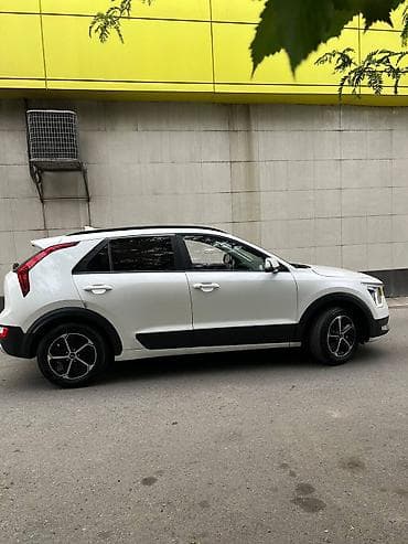 киа ниро гибрид: Kia Niro: 2022 г., 1.6 л, Автомат, Гибрид, Кроссовер — 2