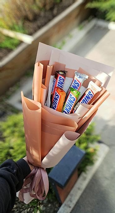 карамель для попкорна: Съедобные букеты из сладостей и снеков - Авторские композиции из — 9