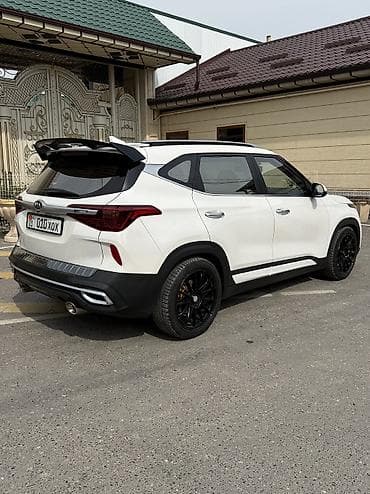 Продажа авто: Kia Seltos: 2019 г., 1.6 л, Автомат, Бензин — 4
