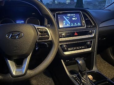 Продажа авто: Hyundai Sonata: 2017 г., 2 л, Автомат, Бензин, Седан — 5