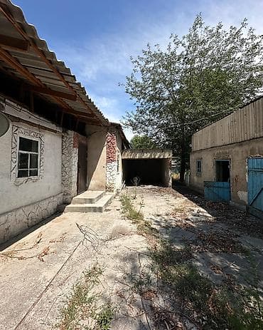 санузла: ✨ Продается дом в с. Сокулук ✨ 🏡 Характеристики: • Комнат - 4 • Общая — 4