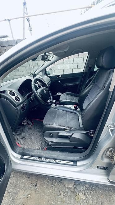 Продажа авто: Volkswagen Golf Plus: 2009 г., 2 л, Автомат, Дизель, Хэтчбэк — 5