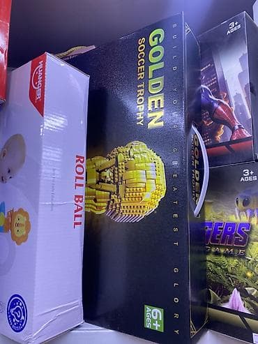 Конструктор “GOLDEN SOCCER TROPHY” - Тематика: золотой футбольный