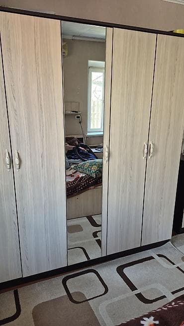 third edition solution: Спальный гарнитур в современном светло-дубовом декоре с темными — 2