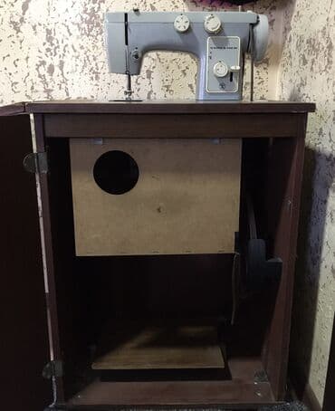 батареи ноутбука: Швейная машина Chayka, Механическая, Ручной — 5