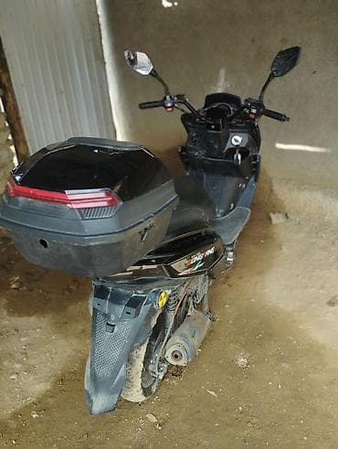 електро мото: Тип скутера 180 куб. см, Бензин, Б/у — 2