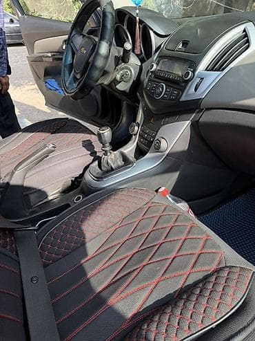 Транспорт: Chevrolet Cruze: 2013 г., 1.6 л, Механика, Бензин, Седан — 9