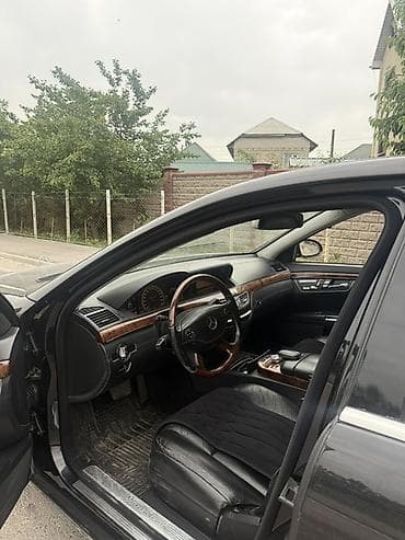 джойс: Mercedes-Benz S-Class: 2005 г., 5.5 л, Автомат, Бензин, Седан — 4