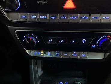 Hyundai: Hyundai Sonata: 2018 г., 2 л, Типтроник, Газ, Седан — 10