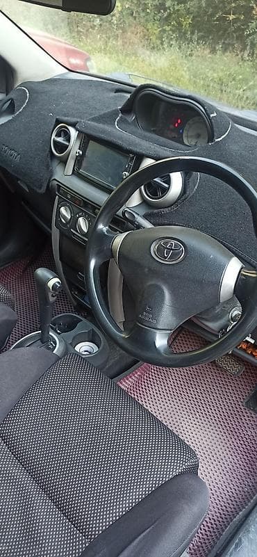 ист 2004: Toyota Ist: 2002 г., 1.5 л, Автомат, Бензин, Хэтчбэк — 2