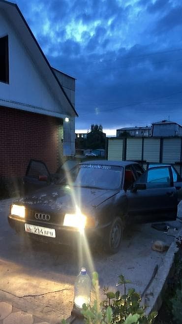 forester 2008: Audi 80: 1989 г., 1.8 л, Механика, Бензин, Седан — 3
