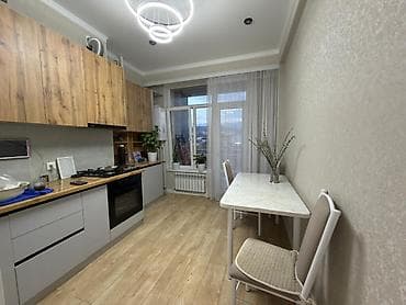 Батирлер: Продаётся квартира, 45 м² Адрес: Молдокулова 2 Район: Кок-Джар ЖК — 7