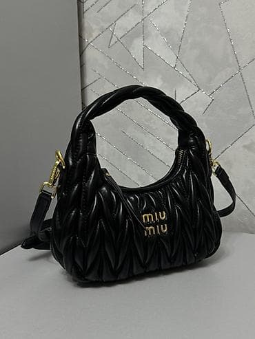 Сумкалар: Сумка под miu miu Особенности: - Компактная форма хобо - Плетеная — 1