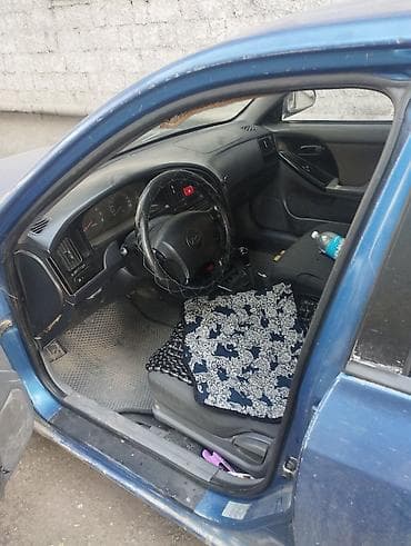 елантра 2007: Hyundai Elantra: 2004 г., 1.6 л, Ручные, Бензин, Седан — 1