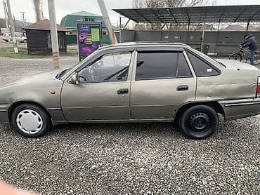 w211 e63: Daewoo Nexia: 2004 г., Седан — 4