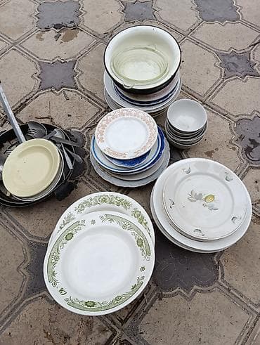 кухонный посуда: Набор смешанной посуды для кухни, дачи или общепита. Состав: - Стопки — 2