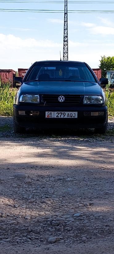 lite ace: Volkswagen Vento: 1993 г., 1.8 л, Механика, Бензин, Седан — 7