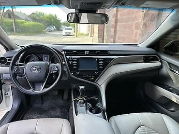 corolla 2016: Toyota Camry: 2017 г., Автомат, Бензин, Седан — 7