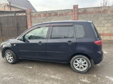 kia 1 5: Mazda Verisa: 2005 г., Механика, Бензин, Хэтчбэк — 4