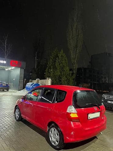 subaru 2000: Honda Fit: 2004 г., 1.3 л, Вариатор, Бензин, Хэтчбэк — 4
