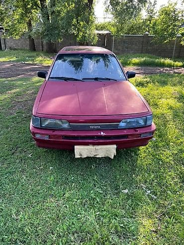 решетки тойота: Toyota Camry: 1988 г., 2 л, Механика, Бензин, Универсал — 2