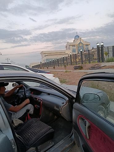 мазда крнос: Mazda Cronos: 1992 г., Механика, Бензин, Седан — 2