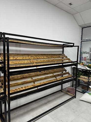 полки для фрукты: Торговый стеллаж для выкладки продукции - Конструкция: металлический — 1