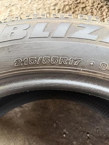 blizzak: Комплект зимних шин Bridgestone Blizzak 215/55 R17 98H (XL), 4 шт. - — 4