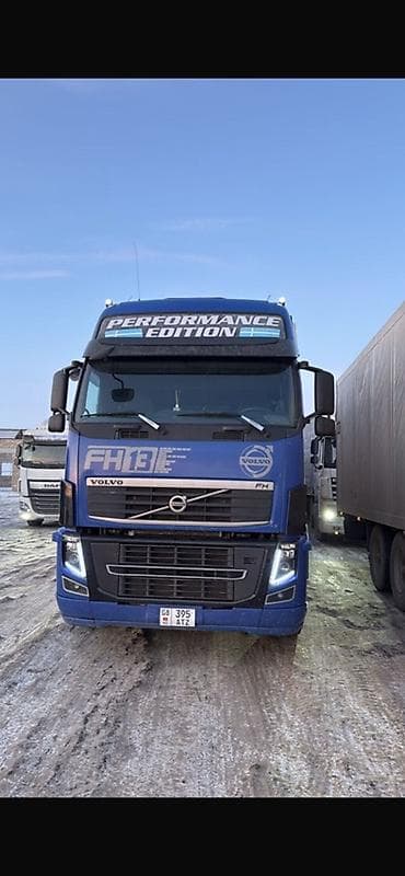 тигачь: Тягач, Volvo, 2013 г., Тентованный — 1