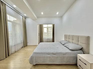 Батирлер: 3 бөлмө, Менчик ээси, Чогуу жашоосу жок, Толугу менен эмереги бар — 8