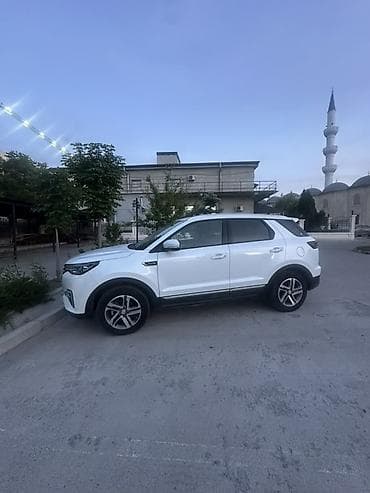 yuan plus byd: Продаю компактный кроссовер Чанган CS55 plus белого цвета Год 2020 год — 5