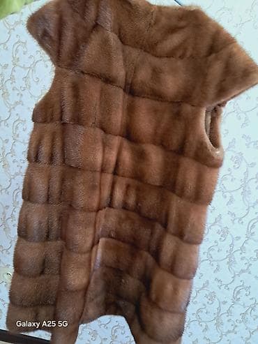 меховой: Срочно отдам за 15000с нужны деньги Меховая жилетка из норки — 9