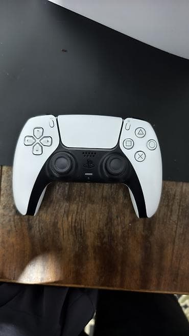 nindendo switch: Игровая консоль Sony PlayStation 5 (версия без дисковода, Digital — 8