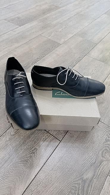 Жеке буюмдар: Эркектердин туфлиси, 41.5, Clarks, Жаңы, түсү - Көк — 4