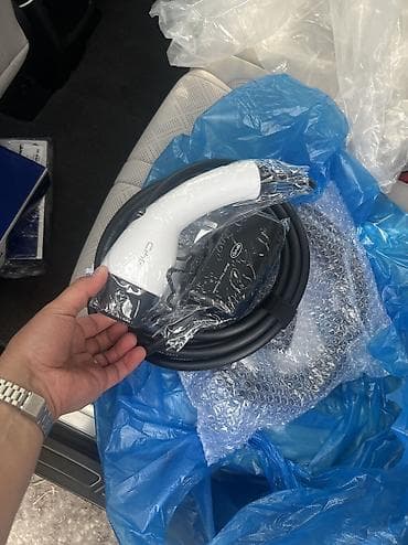 полики zeekr: Bydshop.kg
Зарядка от BYD 3900
Разрядка 2500 — 1