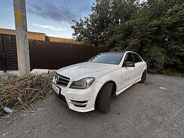 уна: Mercedes-Benz C-Class: 2010 г., 3.5 л, Автомат, Бензин, Седан — 2