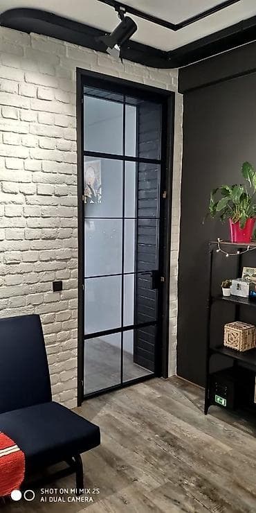 Металлические сейфовые двери: Межкомнатная дверь, Новый, Со стеклом, Одностворчатая, Металлическая, Распашная, Лофт — 10