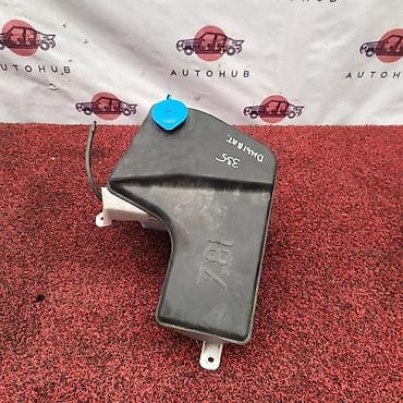 бачек омывателя: Бачок BMW — 1