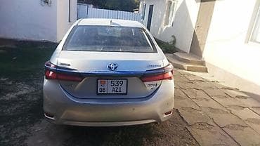 2 jz: Toyota Corolla: 2019 г., Бензин, Седан — 3