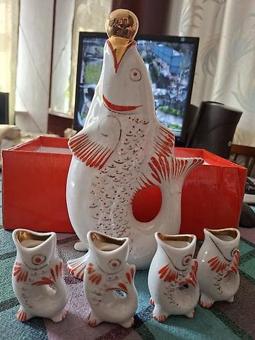 коя карп: Набор «Рыбы» из фарфора: штоф и 4 стопки - Материал: фарфор с — 1