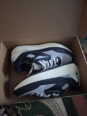 куртки термо: Женские кроссовки ERKE W. Casual Shoes - Размер: EUR 38 (CHN: 240 — 1