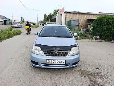 Toyota Corolla: 2004 г., 1.6 л, Автомат, Бензин, Седан