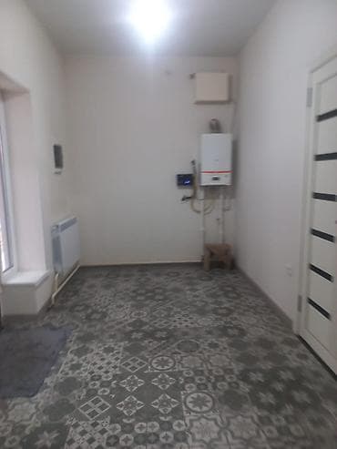 квартира район аламидин: 2 бөлмө, Менчик ээси, Толугу менен эмереги бар — 3