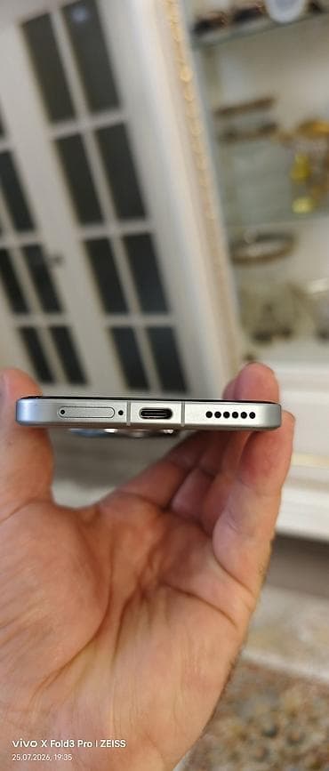 f8 pro: Honor Magic 8 Pro, Б/у, 512 ГБ, цвет - Серебристый, 2 SIM — 3
