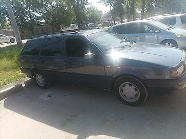Продажа авто: Volkswagen Passat: 1992 г., 1.8 л, Механика, Бензин, Универсал — 3